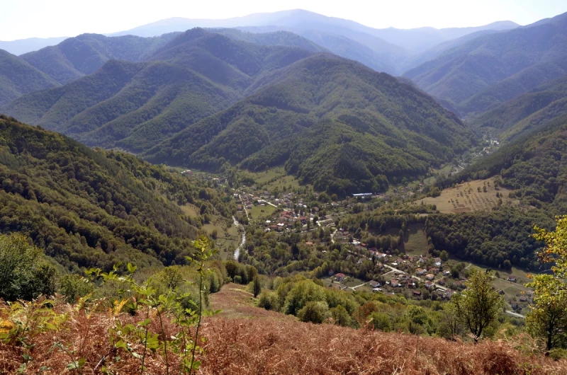 Naturidylle rund um das Städtchen Ribaritsa im Balkangebirge, Bulgarien. Foto: Pixabay, CC0