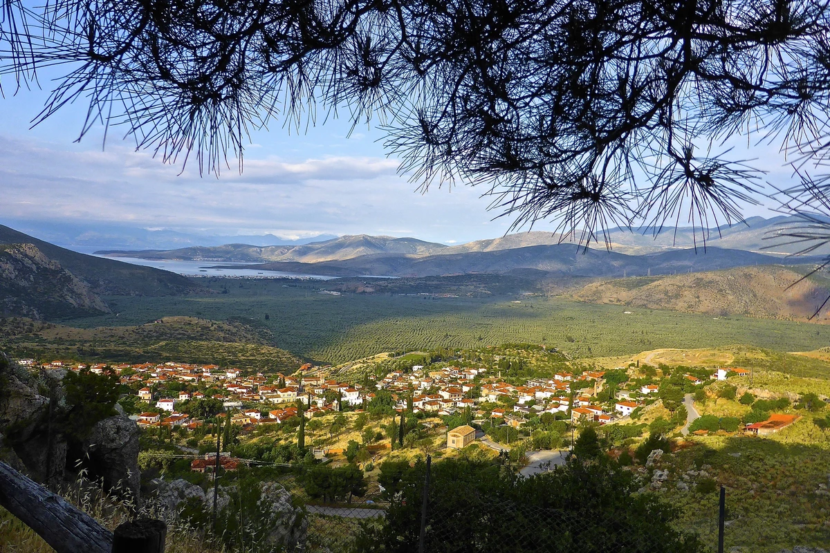Ausblick auf die Landschaft bei Delphi. Foto: Pixabay, CC0